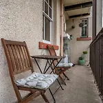 Pass The Keys Central Spacious Flat At Royal Mile